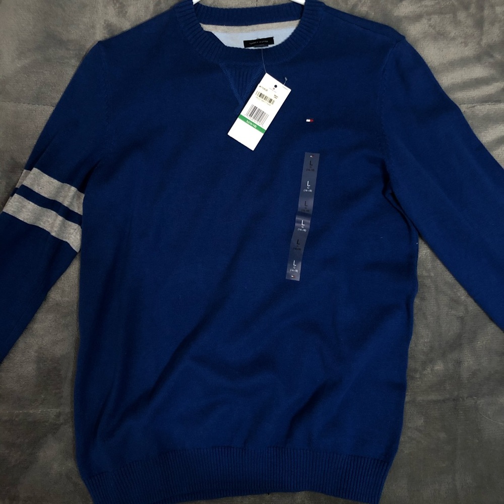 Tommy Hilfiger blue sweater